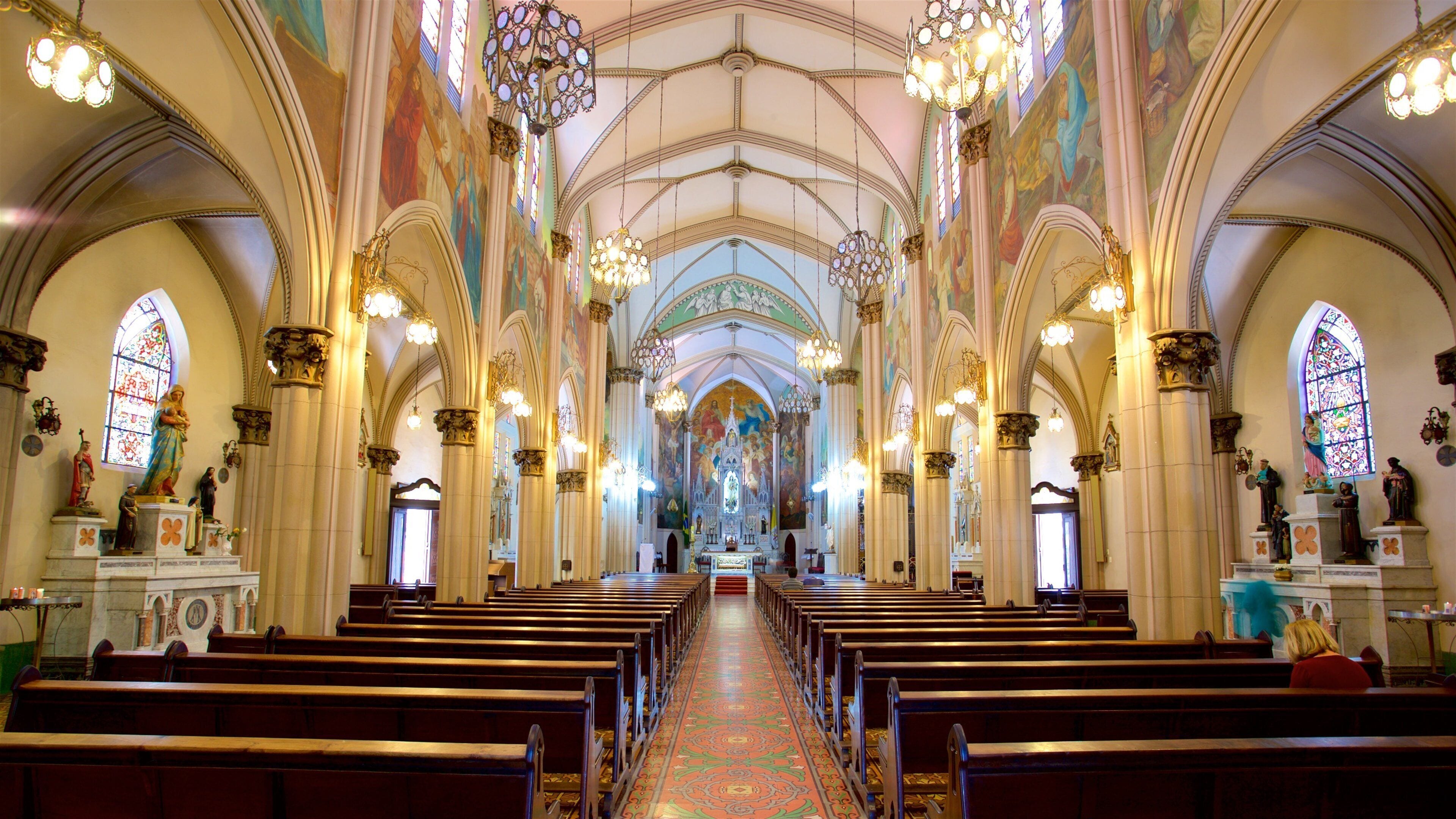 Interior da Basílica Nossa Senhora do Carmo